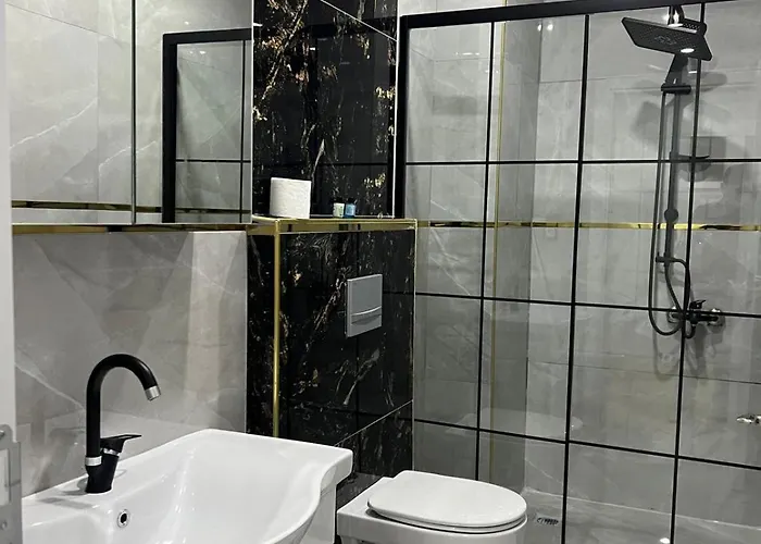 Bediroglu Airport * Arnavutkoy