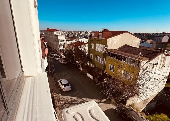 Bediroglu Airport 公寓式酒店 *