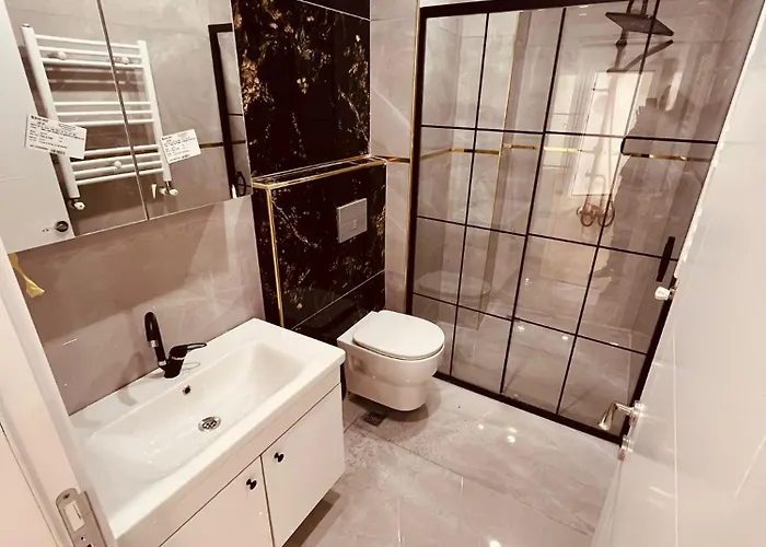 Bediroglu Airport * Arnavutkoy